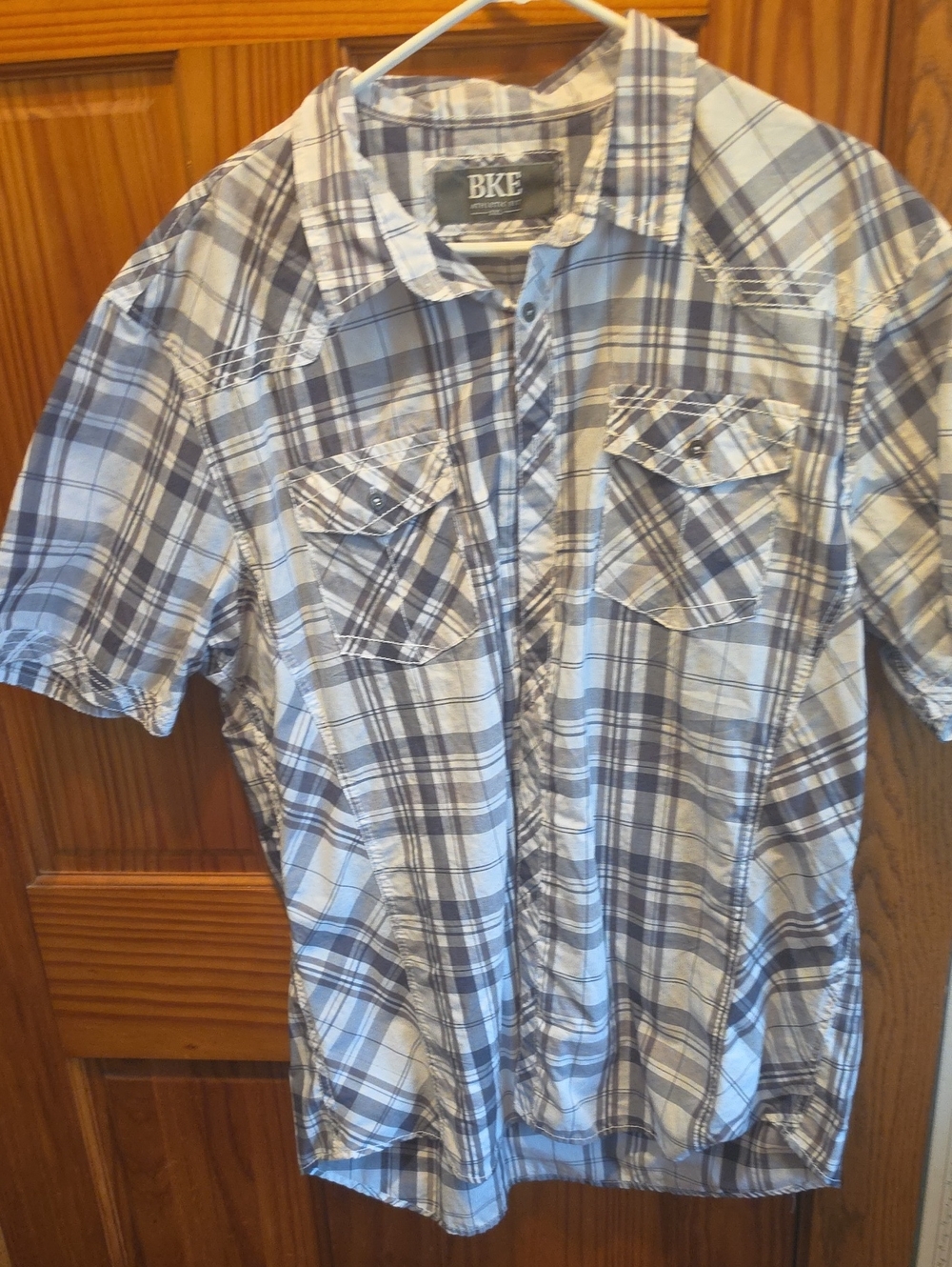 BKE Men's Short-Sleeve Plaid Button-Down in Blue and White